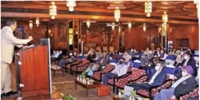 കടൽ സുഖവാസകേന്ദ്രമാക്കാൻ ; ലക്ഷദ്വീപ് ലക്ഷ്യമിട്ട് റിസോർട്ട് ഗ്രൂപ്പുകൾ കടൽ സുഖവാസകേന്ദ്രമാക്കാൻ ; ലക്ഷദ്വീപ് ലക്ഷ്യമിട്ട് റിസോർട്ട് ഗ്രൂപ്പുകൾ