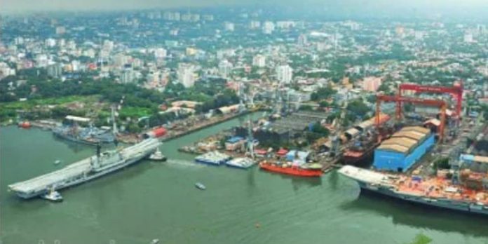 തീവ്രവാദ ഭീഷണി ; കടൽത്തീരത്തെ ആളില്ലാക്കെട്ടിടങ്ങളുടെ കണക്കെടുക്കുന്നു തീവ്രവാദ ഭീഷണി ; കടൽത്തീരത്തെ ആളില്ലാക്കെട്ടിടങ്ങളുടെ കണക്കെടുക്കുന്നു