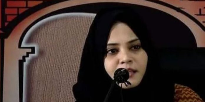 ‘ഹരിത’ പ്രവർത്തകർക്ക് ഇനിയും നീതി ലഭിച്ചിട്ടില്ല ; കടുത്ത മാനസികപീഡനം നേരിടുന്നുവെന്ന് ഫാത്തിമ തഹ് ലിയ ‘ഹരിത’ പ്രവർത്തകർക്ക് ഇനിയും നീതി ലഭിച്ചിട്ടില്ല ; കടുത്ത മാനസികപീഡനം നേരിടുന്നുവെന്ന് ഫാത്തിമ തഹ് ലിയ