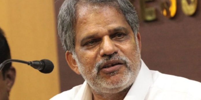 ബിജെപി വർഗീയമായി ജനങ്ങളെ ചേരിതിരിക്കാൻ ശ്രമിക്കുന്നു ; ആ ശൈലി കോൺഗ്രസും പിന്തുടരുന്നു എന്നും സി.പി.എം ബിജെപി വർഗീയമായി ജനങ്ങളെ ചേരിതിരിക്കാൻ ശ്രമിക്കുന്നു ; ആ ശൈലി കോൺഗ്രസും പിന്തുടരുന്നു എന്നും സി.പി.എം