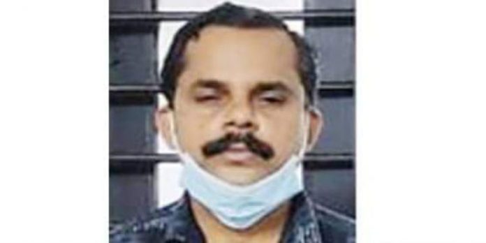ചായക്കടയുടെ മറവില് ഹാന്സ് വില്പ്പന ; ഒരാള് അറസ്റ്റില് ചായക്കടയുടെ മറവില് ഹാന്സ് വില്പ്പന ; ഒരാള് അറസ്റ്റില്
