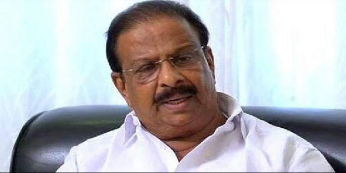 ഉമ്മൻ ചാണ്ടിയുമായും രമേശ് ചെന്നിത്തലയുമായും തനിക്ക് പ്രശ്നങ്ങളില്ല : കെ സുധാകരൻ ഉമ്മൻ ചാണ്ടിയുമായും രമേശ് ചെന്നിത്തലയുമായും തനിക്ക് പ്രശ്നങ്ങളില്ല : കെ സുധാകരൻ