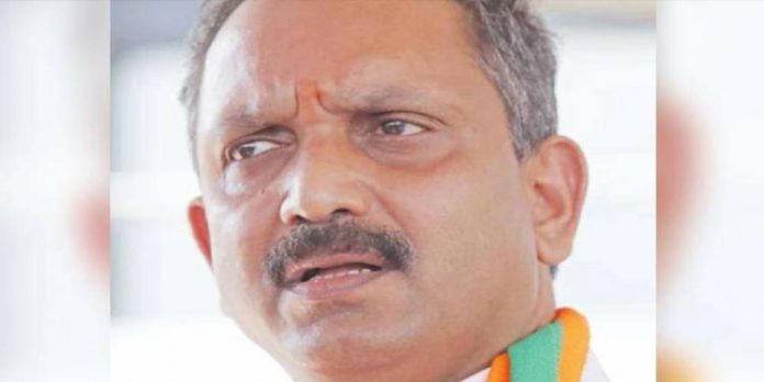 ഇന്ത്യ-ശ്രീലങ്ക ഏകദിന ക്രിക്കറ്റിന്റെ വിനോദനികുതി കുത്തനെ കൂട്ടിയ സർക്കാർ നടപടി പിൻവലിക്കണമെന്ന് ബിജെപി സംസ്ഥാന അധ്യക്ഷൻ കെ.സുരേന്ദ്രൻ ഇന്ത്യ-ശ്രീലങ്ക ഏകദിന ക്രിക്കറ്റിന്റെ വിനോദനികുതി കുത്തനെ കൂട്ടിയ സർക്കാർ നടപടി പിൻവലിക്കണമെന്ന് ബിജെപി സംസ്ഥാന അധ്യക്ഷൻ കെ.സുരേന്ദ്രൻ