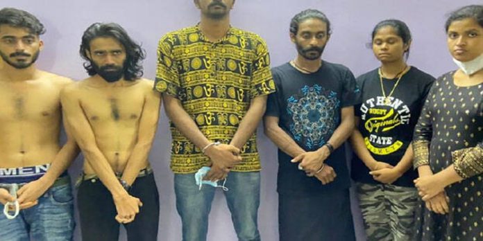 കാക്കനാട് മയക്കുമരുന്ന് കേസ് ; പണം നിക്ഷേപിച്ചവരെ ചോദ്യംചെയ്യും – ആദ്യം 20 പേര് കാക്കനാട് മയക്കുമരുന്ന് കേസ് ; പണം നിക്ഷേപിച്ചവരെ ചോദ്യംചെയ്യും – ആദ്യം 20 പേര്