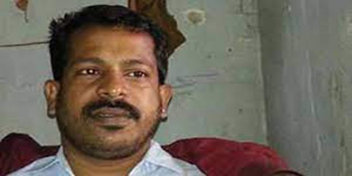 കൊടി സുനിയെ തലയ്ക്കടിച്ച് കൊല്ലണം – ജയിലില് ക്വട്ടേഷന് ; വാഗ്ദാനം ചെയ്തത് 10 ലക്ഷം കൊടി സുനിയെ തലയ്ക്കടിച്ച് കൊല്ലണം – ജയിലില് ക്വട്ടേഷന് ; വാഗ്ദാനം ചെയ്തത് 10 ലക്ഷം