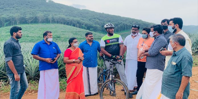 കടവുപുഴ ടൂറിസം പദ്ധതി ; എം.എൽ.എയുടെ നേതൃത്വത്തിൽ സാധ്യതാ പഠനം നടത്തി കടവുപുഴ ടൂറിസം പദ്ധതി ; എം.എൽ.എയുടെ നേതൃത്വത്തിൽ സാധ്യതാ പഠനം നടത്തി