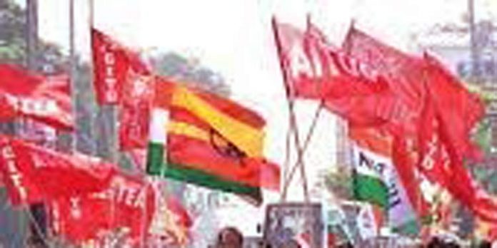 കെ.എസ്.ആര്.ടി.സിയില് മറ്റൊരു വിവാദം കൂടി ; മാലിന്യം കോരാന് ഡ്രൈവരുമാരെ കിട്ടില്ല യൂണിയന് കെ.എസ്.ആര്.ടി.സിയില് മറ്റൊരു വിവാദം കൂടി ; മാലിന്യം കോരാന് ഡ്രൈവരുമാരെ കിട്ടില്ല യൂണിയന്