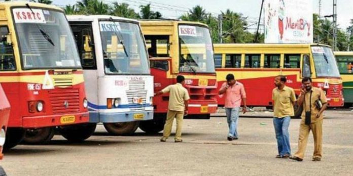 കെ.എസ്.ആർ.ടി.സിയില് പ്രതിസന്ധി ; ശമ്പളം നിലച്ചു കെ.എസ്.ആർ.ടി.സിയില് പ്രതിസന്ധി ; ശമ്പളം നിലച്ചു