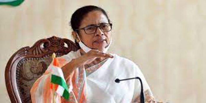 മമതയ്ക്കെതിരേ മത്സരിക്കില്ലെന്ന് കോണ്ഗ്രസ് മമതയ്ക്കെതിരേ മത്സരിക്കില്ലെന്ന് കോണ്ഗ്രസ്