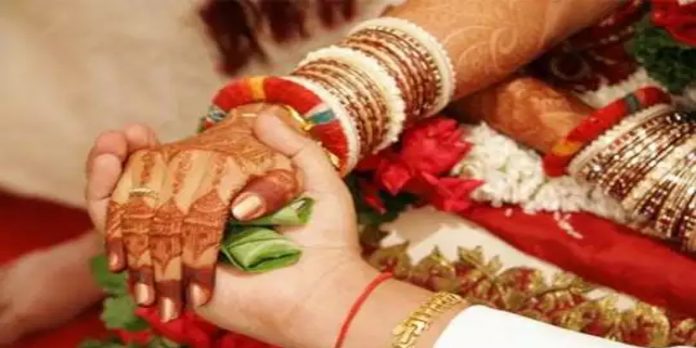 വീഡിയോ കോണ്ഫറന്സ് വഴി വിവാഹം രജിസ്റ്റര് ചെയ്യാം ; സർക്കാർ ഉത്തരവായി വീഡിയോ കോണ്ഫറന്സ് വഴി വിവാഹം രജിസ്റ്റര് ചെയ്യാം ; സർക്കാർ ഉത്തരവായി