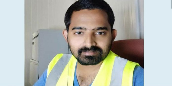 കൊല്ലം സ്വദേശി ഒമാനില് വാഹനാപകടത്തില് മരിച്ചു കൊല്ലം സ്വദേശി ഒമാനില് വാഹനാപകടത്തില് മരിച്ചു