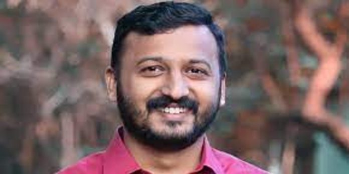 കോളേജിലെ ഒഴിഞ്ഞ ക്ലാസ്സ് മുറികളിലും മദ്യശാലകള് പ്രതീക്ഷിക്കാം ; രാഹുല് മാങ്കൂട്ടത്തില് കോളേജിലെ ഒഴിഞ്ഞ ക്ലാസ്സ് മുറികളിലും മദ്യശാലകള് പ്രതീക്ഷിക്കാം ; രാഹുല് മാങ്കൂട്ടത്തില്