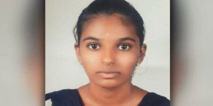 നീറ്റ് പരീക്ഷ ആശങ്ക ; തമിഴ്നാട്ടില് വീണ്ടും ആത്മഹത്യ നീറ്റ് പരീക്ഷ ആശങ്ക ; തമിഴ്നാട്ടില് വീണ്ടും ആത്മഹത്യ
