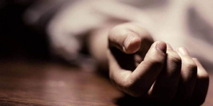 വിദ്യാര്ത്ഥികളുടെ മൃതദേഹം റെയില്വേ ട്രാക്കില് വിദ്യാര്ത്ഥികളുടെ മൃതദേഹം റെയില്വേ ട്രാക്കില്