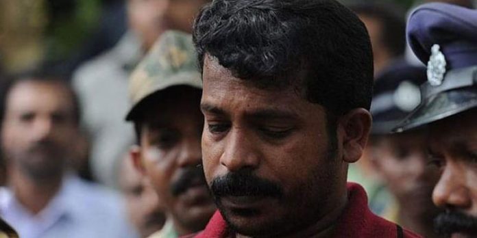വധഭീഷണിയെന്ന കൊടി സുനിയുടെ പരാതി ‘ആസൂത്രിത നീക്കത്തിന്റെ’ ഭാഗമെന്ന് പോലീസ് വധഭീഷണിയെന്ന കൊടി സുനിയുടെ പരാതി ‘ആസൂത്രിത നീക്കത്തിന്റെ’ ഭാഗമെന്ന് പോലീസ്