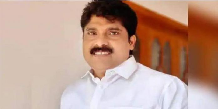 പരസ്യ പ്രതികരണം നിർത്തണം ; പ്രശ്നം കൂടുതൽ വഷളാക്കരുത് : ടി. സിദ്ദിഖ് പരസ്യ പ്രതികരണം നിർത്തണം ; പ്രശ്നം കൂടുതൽ വഷളാക്കരുത് : ടി. സിദ്ദിഖ്