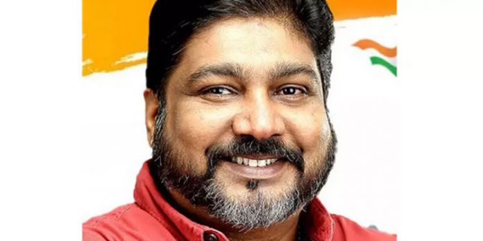 ബി.ജെ.പി നേതാവ് ഋഷി പൽപ്പു കോൺഗ്രസിൽ ചേർന്നു ബി.ജെ.പി നേതാവ് ഋഷി പൽപ്പു കോൺഗ്രസിൽ ചേർന്നു