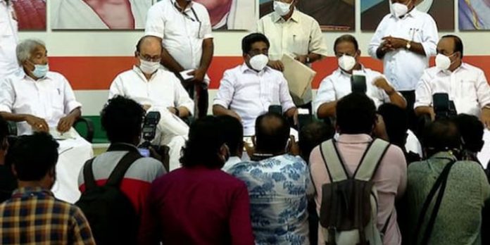 കേന്ദ്ര സംസ്ഥാന സർക്കാരുകള്ക്കെതിരെ യുഡിഎഫിന്റെ സംസ്ഥാനതല ധർണ ഇന്ന് കേന്ദ്ര സംസ്ഥാന സർക്കാരുകള്ക്കെതിരെ യുഡിഎഫിന്റെ സംസ്ഥാനതല ധർണ ഇന്ന്