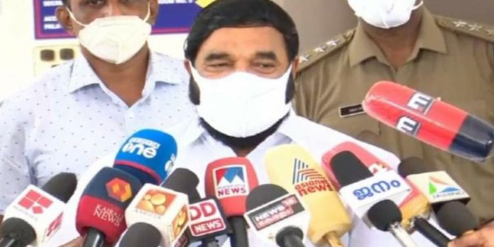 പാലാ ബിഷപ്പിനെ സന്ദർശിച്ച് വി എൻ വാസവൻ ; സന്ദർശനം സർക്കാർ ദൂതുമായല്ലെന്ന് മന്ത്രി പാലാ ബിഷപ്പിനെ സന്ദർശിച്ച് വി എൻ വാസവൻ ; സന്ദർശനം സർക്കാർ ദൂതുമായല്ലെന്ന് മന്ത്രി