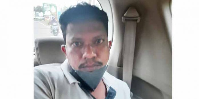 വിവാഹിതനാണെന്ന കാര്യം മറച്ചു വെച്ച് പെണ്കുട്ടിയെ വലയിലാക്കി പണംതട്ടി ; യുവാവ് അറസ്റ്റില് വിവാഹിതനാണെന്ന കാര്യം മറച്ചു വെച്ച് പെണ്കുട്ടിയെ വലയിലാക്കി പണംതട്ടി ; യുവാവ് അറസ്റ്റില്