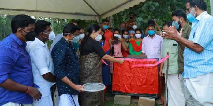 തടിയത്രപ്പടി -പനംതോട്ടത്തില് പടി പാലത്തിന്റെ നിര്മ്മാണം സമയബന്ധിതമായി പൂര്ത്തിയാക്കണം : മന്ത്രി വീണാ ജോര്ജ് തടിയത്രപ്പടി -പനംതോട്ടത്തില് പടി പാലത്തിന്റെ നിര്മ്മാണം സമയബന്ധിതമായി പൂര്ത്തിയാക്കണം : മന്ത്രി വീണാ ജോര്ജ്