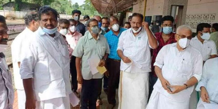 മധുര റെയില്വേ ഡിവിഷന് മാനേജര് കൊട്ടാരക്കര റെയില്വേ സ്റ്റേഷന് സന്ദര്ശിച്ചു മധുര റെയില്വേ ഡിവിഷന് മാനേജര് കൊട്ടാരക്കര റെയില്വേ സ്റ്റേഷന് സന്ദര്ശിച്ചു