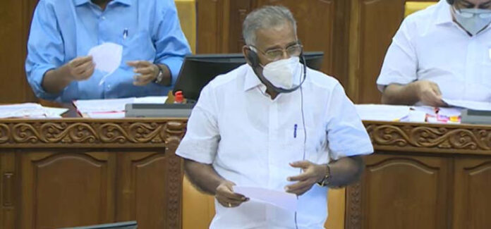 വന്യജീവി ആക്രമണം നേരിടാന് സമഗ്രമായ പദ്ധതി തയാറാക്കും : വനംമന്ത്രി വന്യജീവി ആക്രമണം നേരിടാന് സമഗ്രമായ പദ്ധതി തയാറാക്കും : വനംമന്ത്രി