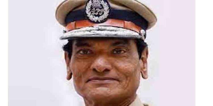മഴ ശക്തിപ്രാപിക്കുo ; ഏത് അടിയന്തിരസാഹചര്യവും നേരിടാന് തയ്യാറായിരിക്കണം – പോലീസ് ഉദ്യോഗസ്ഥര്ക്ക് നിര്ദ്ദേശം നൽകി അനില്കാന്ത് മഴ ശക്തിപ്രാപിക്കുo ; ഏത് അടിയന്തിരസാഹചര്യവും നേരിടാന് തയ്യാറായിരിക്കണം – പോലീസ് ഉദ്യോഗസ്ഥര്ക്ക് നിര്ദ്ദേശം നൽകി അനില്കാന്ത്