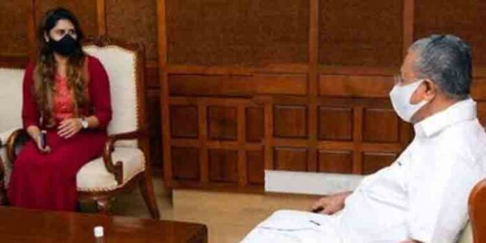 ഐഷ സുല്ത്താന തലസ്ഥാനത്ത് മുഖ്യമന്ത്രി പിണറായി വിജയനുമായി കൂടിക്കാഴ്ച നടത്തി ഐഷ സുല്ത്താന തലസ്ഥാനത്ത് മുഖ്യമന്ത്രി പിണറായി വിജയനുമായി കൂടിക്കാഴ്ച നടത്തി