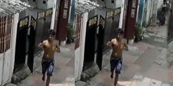 ബോംബെറിഞ്ഞ് പോലീസിൽ നിന്ന് രക്ഷപ്പെട്ടു – കഞ്ചാവ് കേസ് പ്രതിയ്ക്കായി തിരച്ചില് ശക്തമാക്കി ; സിസിടിവി ദൃശ്യങ്ങള് പുറത്ത് ബോംബെറിഞ്ഞ് പോലീസിൽ നിന്ന് രക്ഷപ്പെട്ടു – കഞ്ചാവ് കേസ് പ്രതിയ്ക്കായി തിരച്ചില് ശക്തമാക്കി ; സിസിടിവി ദൃശ്യങ്ങള് പുറത്ത്