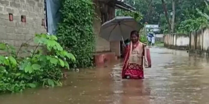 മഴക്കെടുതി : ജപ്തി നടപടികള്ക്ക് ഡിസംബര് 31 വരെ മൊറട്ടോറിയം ; ധനസഹായം അടുത്തയാഴ്ച വിതരണം ചെയ്യും : മുഖ്യമന്ത്രി മഴക്കെടുതി : ജപ്തി നടപടികള്ക്ക് ഡിസംബര് 31 വരെ മൊറട്ടോറിയം ; ധനസഹായം അടുത്തയാഴ്ച വിതരണം ചെയ്യും : മുഖ്യമന്ത്രി