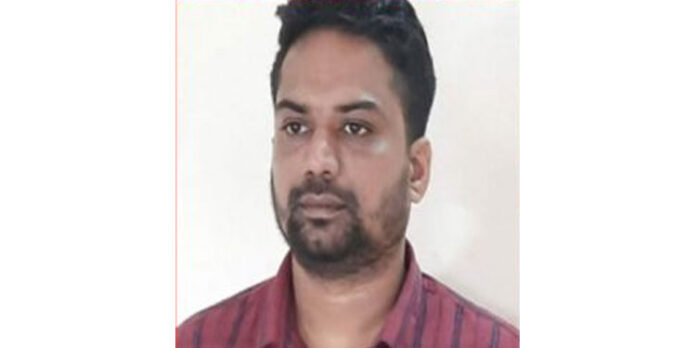 നാലു വയസുകാരിയെ പീഡിപ്പിച്ച വൈദികന് പിടിയില് നാലു വയസുകാരിയെ പീഡിപ്പിച്ച വൈദികന് പിടിയില്