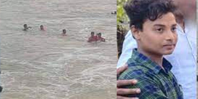 ഭാരതപ്പുഴയില് വിദ്യാര്ഥി ഒഴുക്കില്പ്പെട്ട് മരിച്ചു ഭാരതപ്പുഴയില് വിദ്യാര്ഥി ഒഴുക്കില്പ്പെട്ട് മരിച്ചു