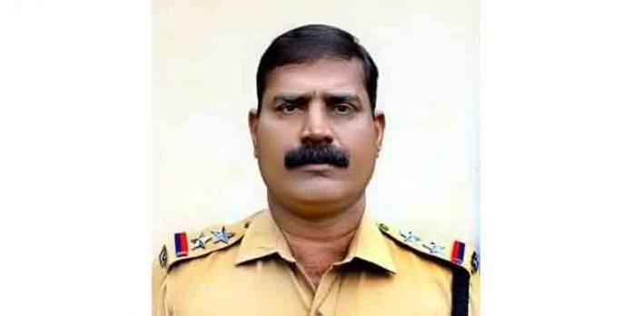വാഹനാപകടം – പോലീസ് ഉദ്യോഗസ്ഥന് മരിച്ചു വാഹനാപകടം – പോലീസ് ഉദ്യോഗസ്ഥന് മരിച്ചു