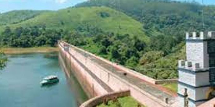 മുല്ലപ്പെരിയാര് അണക്കെട്ട് ജലനിരപ്പ് ; കേരള-തമിഴ്നാട് സര്ക്കാരുകളുടെ ഉന്നതതല അടിയന്തര യോഗം വൈകിട്ട് മൂന്ന് മണിക്ക് മുല്ലപ്പെരിയാര് അണക്കെട്ട് ജലനിരപ്പ് ; കേരള-തമിഴ്നാട് സര്ക്കാരുകളുടെ ഉന്നതതല അടിയന്തര യോഗം വൈകിട്ട് മൂന്ന് മണിക്ക്
