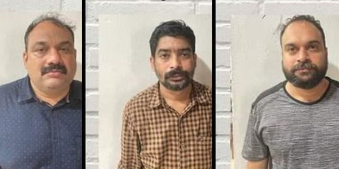 തട്ടിപ്പും വെട്ടിപ്പുമായി നിധി കമ്പിനികള് ; തിരുവിതാംകൂര് നിധി ലിമിറ്റഡ് ഉടമകളെ പോലീസ് അറസ്റ്റ് ചെയ്തു തട്ടിപ്പും വെട്ടിപ്പുമായി നിധി കമ്പിനികള് ; തിരുവിതാംകൂര് നിധി ലിമിറ്റഡ് ഉടമകളെ പോലീസ് അറസ്റ്റ് ചെയ്തു