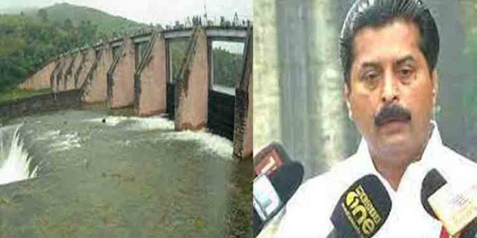 മുല്ലപ്പെരിയാറില് ജലനിരപ്പ് താഴ്ത്തുന്നതില് തമിഴ് നാടിന് വീഴ്ച ; മന്ത്രി റോഷി അഗസ്റ്റിന് അടിയന്തിര യോഗം വിളിച്ചു മുല്ലപ്പെരിയാറില് ജലനിരപ്പ് താഴ്ത്തുന്നതില് തമിഴ് നാടിന് വീഴ്ച ; മന്ത്രി റോഷി അഗസ്റ്റിന് അടിയന്തിര യോഗം വിളിച്ചു