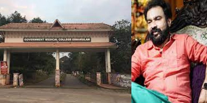 ഡോക്ടര്മാര് ഭീഷണിപ്പെടുത്തി – ദൃശ്യം പുറത്തുവിടണം ; വെല്ലുവിളിച്ച് പോക്സോ കേസ് പരാതിക്കാരി ഡോക്ടര്മാര് ഭീഷണിപ്പെടുത്തി – ദൃശ്യം പുറത്തുവിടണം ; വെല്ലുവിളിച്ച് പോക്സോ കേസ് പരാതിക്കാരി