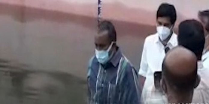 മുല്ലപ്പെരിയാറില് തമിഴ്നാട് റൂള്കര്വ് പാലിച്ചില്ലെന്ന വിവരം സുപ്രീം കോടതിയെ ധരിപ്പിക്കും ; മന്ത്രി മുല്ലപ്പെരിയാറില് തമിഴ്നാട് റൂള്കര്വ് പാലിച്ചില്ലെന്ന വിവരം സുപ്രീം കോടതിയെ ധരിപ്പിക്കും ; മന്ത്രി