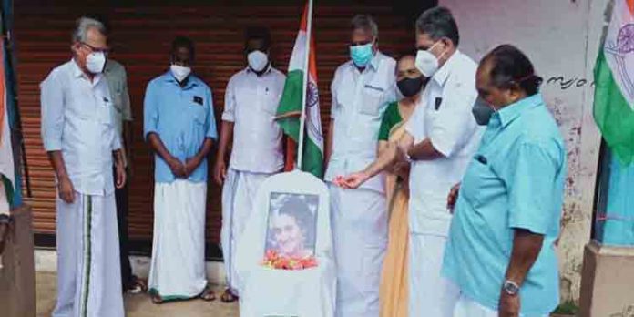 ഇന്ദിരാഗാന്ധിയുടെ മുപ്പത്തിയേഴാമത് രക്തസാക്ഷി ദിനം ആചരിച്ചു ഇന്ദിരാഗാന്ധിയുടെ മുപ്പത്തിയേഴാമത് രക്തസാക്ഷി ദിനം ആചരിച്ചു