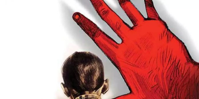 കുട്ടിയെ തട്ടിക്കൊണ്ടുപോകാൻ ശ്രമം ; രണ്ടു സ്ത്രീകൾക്കായി തെരച്ചിൽ കുട്ടിയെ തട്ടിക്കൊണ്ടുപോകാൻ ശ്രമം ; രണ്ടു സ്ത്രീകൾക്കായി തെരച്ചിൽ
