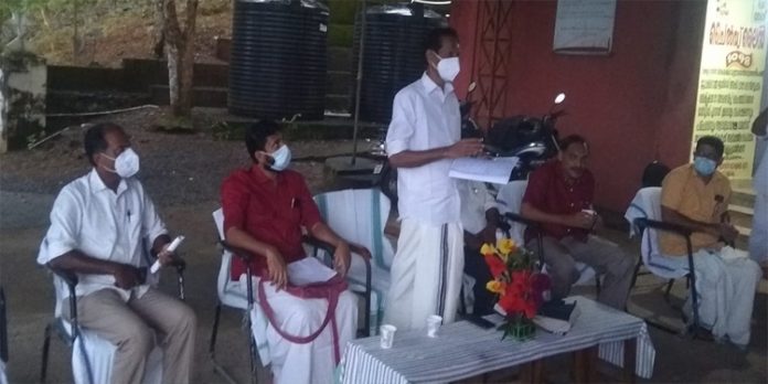 സ്കൂളിൻ്റെ സ്ഥിതിഗതികൾ വിലയിരുത്തി സ്കൂളിൻ്റെ സ്ഥിതിഗതികൾ വിലയിരുത്തി