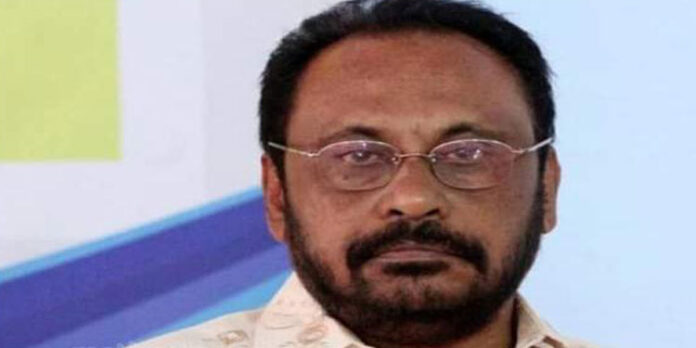 ഖാദി ബോർഡ് വൈസ് ചെയർമാൻ സ്ഥാനം വേണ്ടെന്ന് ചെറിയാൻ ഫിലിപ് ; പുസ്തക രചനയുടെ തിരക്കെന്നു വിശദീകരണം ഖാദി ബോർഡ് വൈസ് ചെയർമാൻ സ്ഥാനം വേണ്ടെന്ന് ചെറിയാൻ ഫിലിപ് ; പുസ്തക രചനയുടെ തിരക്കെന്നു വിശദീകരണം