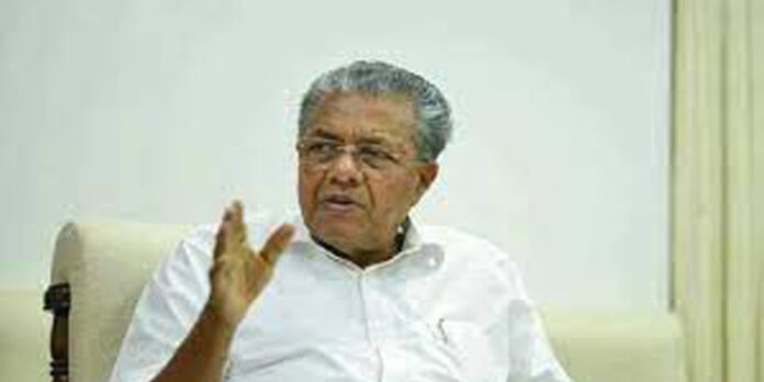 തീപിടുത്തത്തിന്റെ പശ്ചാത്തലത്തില് ബ്രഹ്മപുരത്തേക്ക് പ്ലാസ്റ്റിക് മാലിന്യങ്ങള് കൊണ്ടുപോകാന് അനുവദിക്കേണ്ടതില്ലെന്ന് മുഖ്യമന്ത്രി പിണറായി വിജയന് തീപിടുത്തത്തിന്റെ പശ്ചാത്തലത്തില് ബ്രഹ്മപുരത്തേക്ക് പ്ലാസ്റ്റിക് മാലിന്യങ്ങള് കൊണ്ടുപോകാന് അനുവദിക്കേണ്ടതില്ലെന്ന് മുഖ്യമന്ത്രി പിണറായി വിജയന്