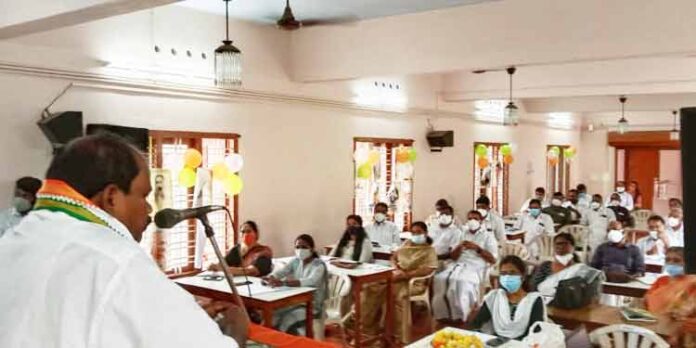 പുതുവര്ഷത്തില് മുഴുവന് പഞ്ചായത്തുകളിലും കോണ്ഗ്രസ്സ് യൂണിറ്റ് കമ്മറ്റികള് നിലവില് വരും ; പ്രൊഫ.സതീഷ് കൊച്ചുപറമ്പിൽ പുതുവര്ഷത്തില് മുഴുവന് പഞ്ചായത്തുകളിലും കോണ്ഗ്രസ്സ് യൂണിറ്റ് കമ്മറ്റികള് നിലവില് വരും ; പ്രൊഫ.സതീഷ് കൊച്ചുപറമ്പിൽ