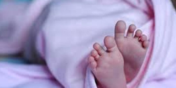 രണ്ടാം വിവാഹത്തിന് തടസ്സo : ഒമ്പത് മാസം പ്രായമുളള കുഞ്ഞിനെ വിറ്റ് യുവതി രണ്ടാം വിവാഹത്തിന് തടസ്സo : ഒമ്പത് മാസം പ്രായമുളള കുഞ്ഞിനെ വിറ്റ് യുവതി