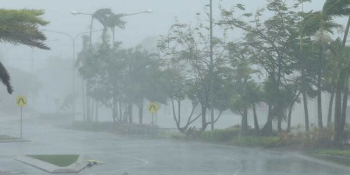 കേരളത്തില് ശക്തമായ മഴയ്ക്ക് കാരണം ഒരു ചുഴലിക്കാറ്റ് മറ്റൊന്നായി രൂപാന്തരം പ്രാപിച്ചതിനാല് കേരളത്തില് ശക്തമായ മഴയ്ക്ക് കാരണം ഒരു ചുഴലിക്കാറ്റ് മറ്റൊന്നായി രൂപാന്തരം പ്രാപിച്ചതിനാല്