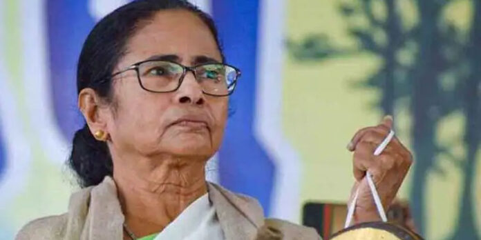 മമതയ്ക്ക് നിര്ണായകം ; ഭവാനിപ്പൂര് ഉപതിരഞ്ഞെടുപ്പ് ഫലം ഇന്ന് മമതയ്ക്ക് നിര്ണായകം ; ഭവാനിപ്പൂര് ഉപതിരഞ്ഞെടുപ്പ് ഫലം ഇന്ന്