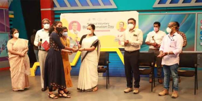ന്യൂ ഇന്ത്യ @ 75 രക്തദാന ബോധവത്കരണ ക്യാമ്പയിന് ; മത്സര വിജയികള്ക്ക് സമ്മാനം നല്കി ന്യൂ ഇന്ത്യ @ 75 രക്തദാന ബോധവത്കരണ ക്യാമ്പയിന് ; മത്സര വിജയികള്ക്ക് സമ്മാനം നല്കി