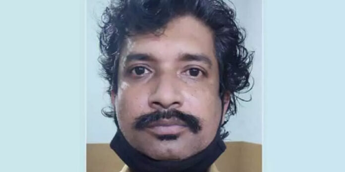 മധ്യവയസ്കയെ പീഡിപ്പിച്ച് ദൃശ്യങ്ങള് പ്രചരിപ്പിച്ചയാള് പിടിയില് മധ്യവയസ്കയെ പീഡിപ്പിച്ച് ദൃശ്യങ്ങള് പ്രചരിപ്പിച്ചയാള് പിടിയില്
